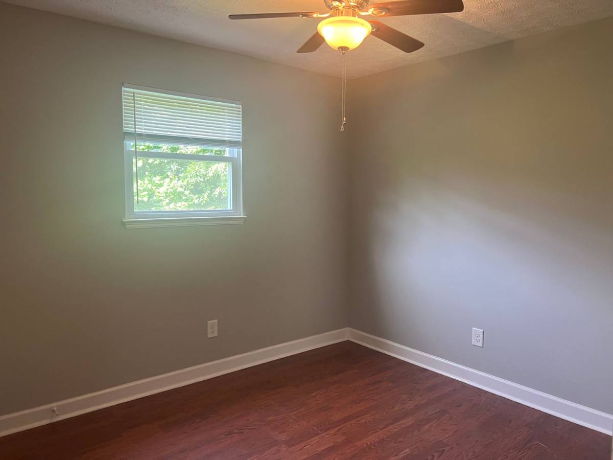 Apartment for rent at 657 Jena Beth Dr, Elizabethton, TN 37643