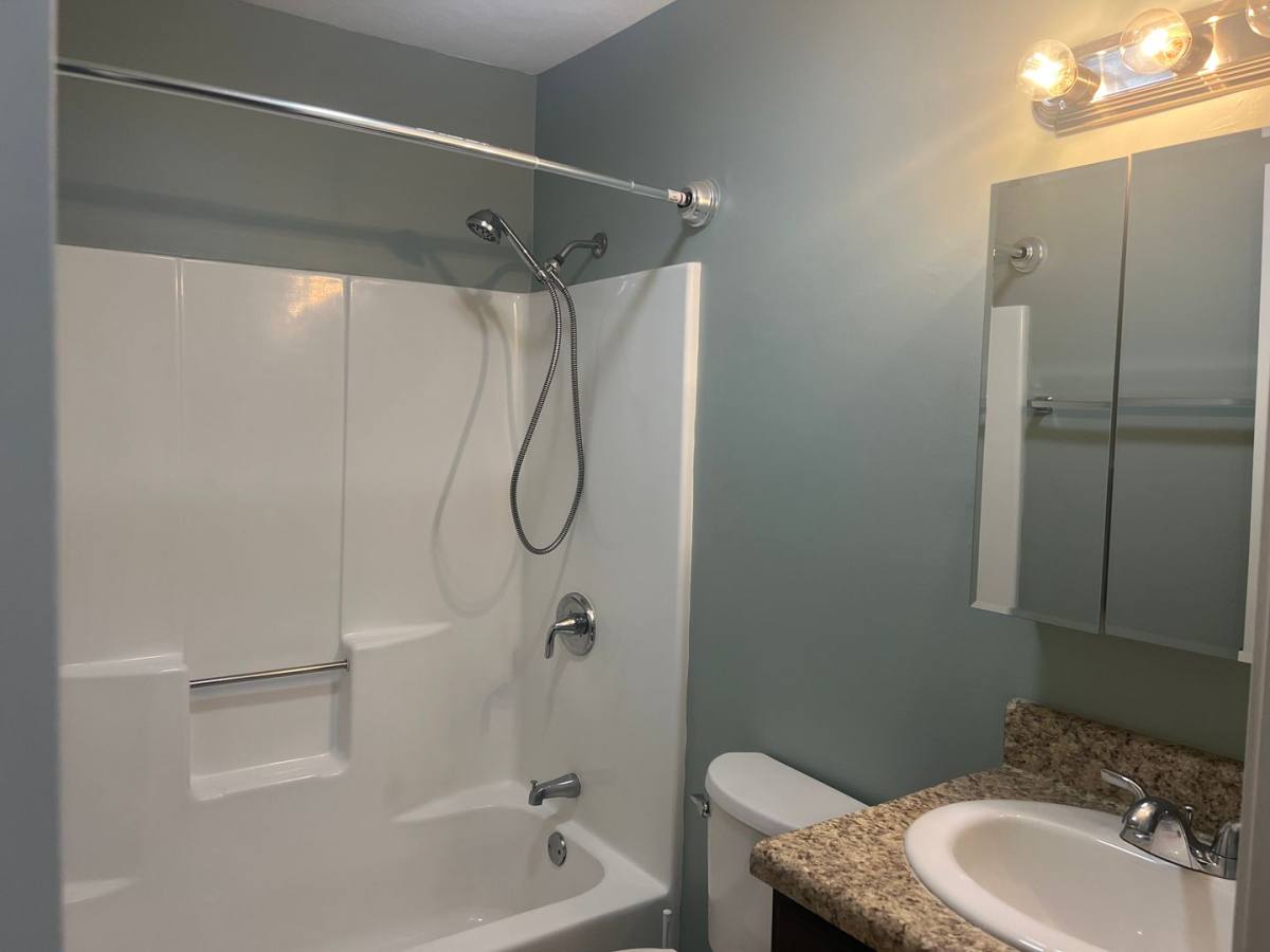 Apartment for rent at 657 Jena Beth Dr, Elizabethton, TN 37643