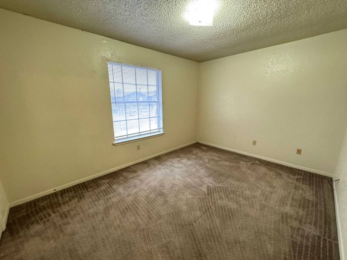 Apartment for rent at 1700 Kirk Ave, Killeen, TX 76543