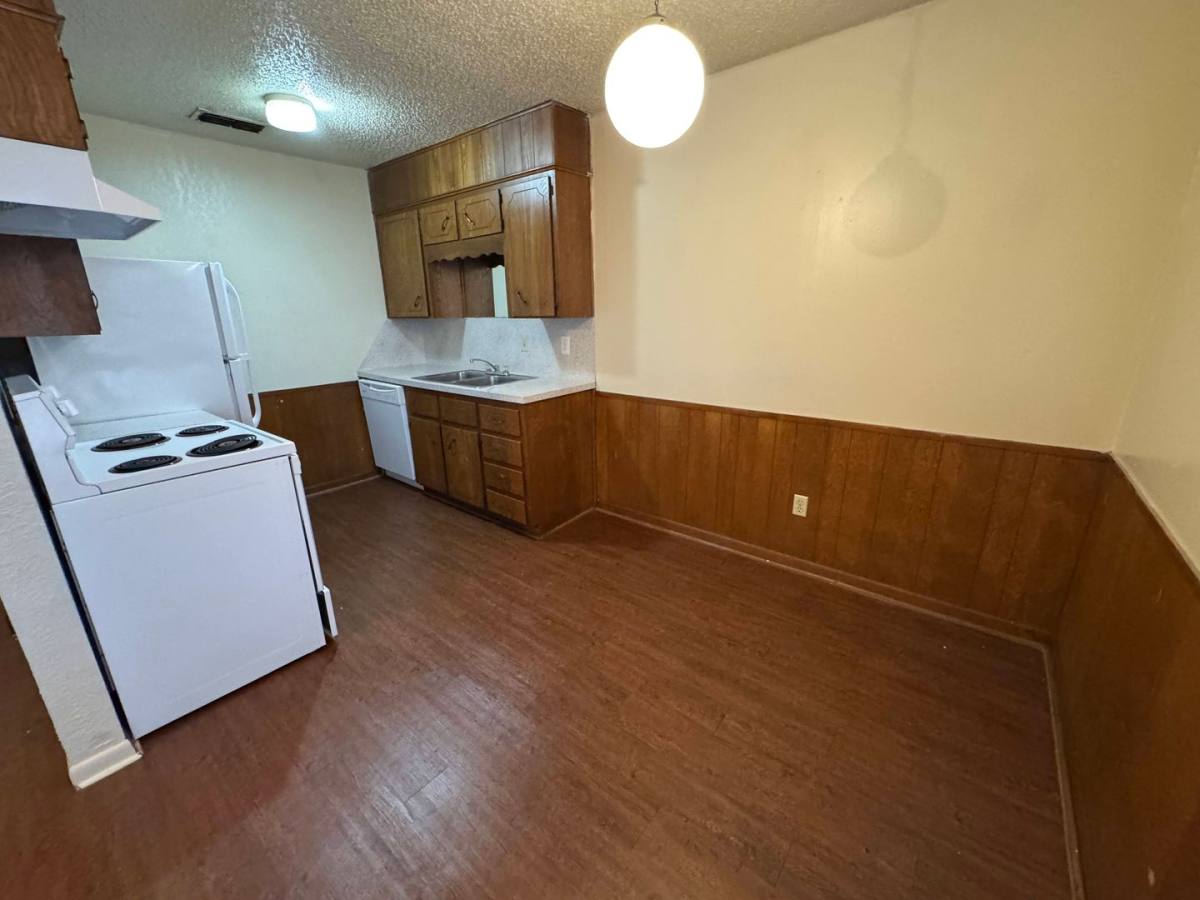 Apartment for rent at 1700 Kirk Ave, Killeen, TX 76543