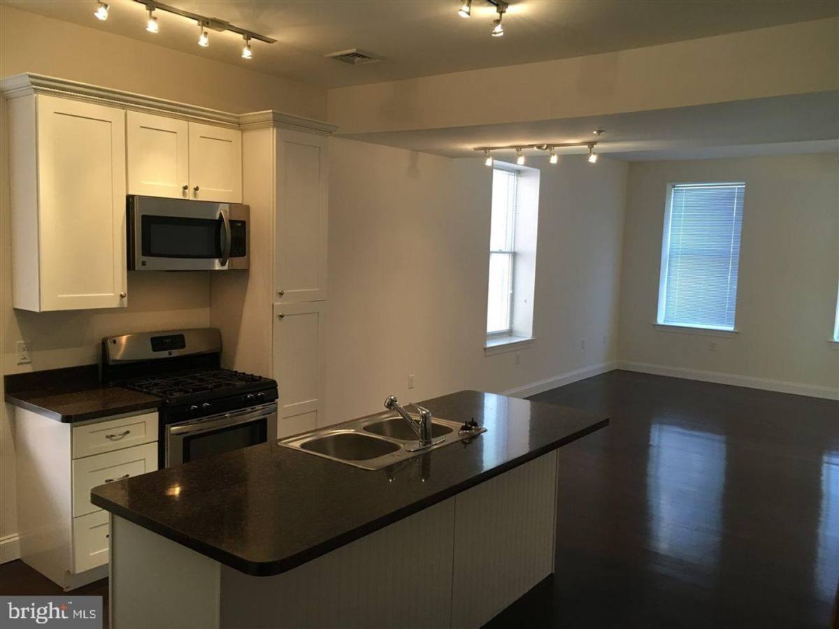 Apartment for rent at 22 N George St, York, PA 17401