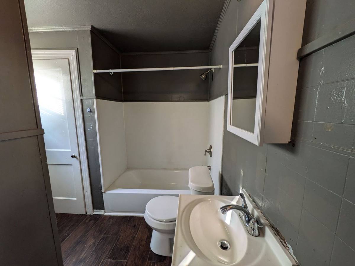 Apartment for rent at 1243 Long Ave, Beaumont, TX 77701