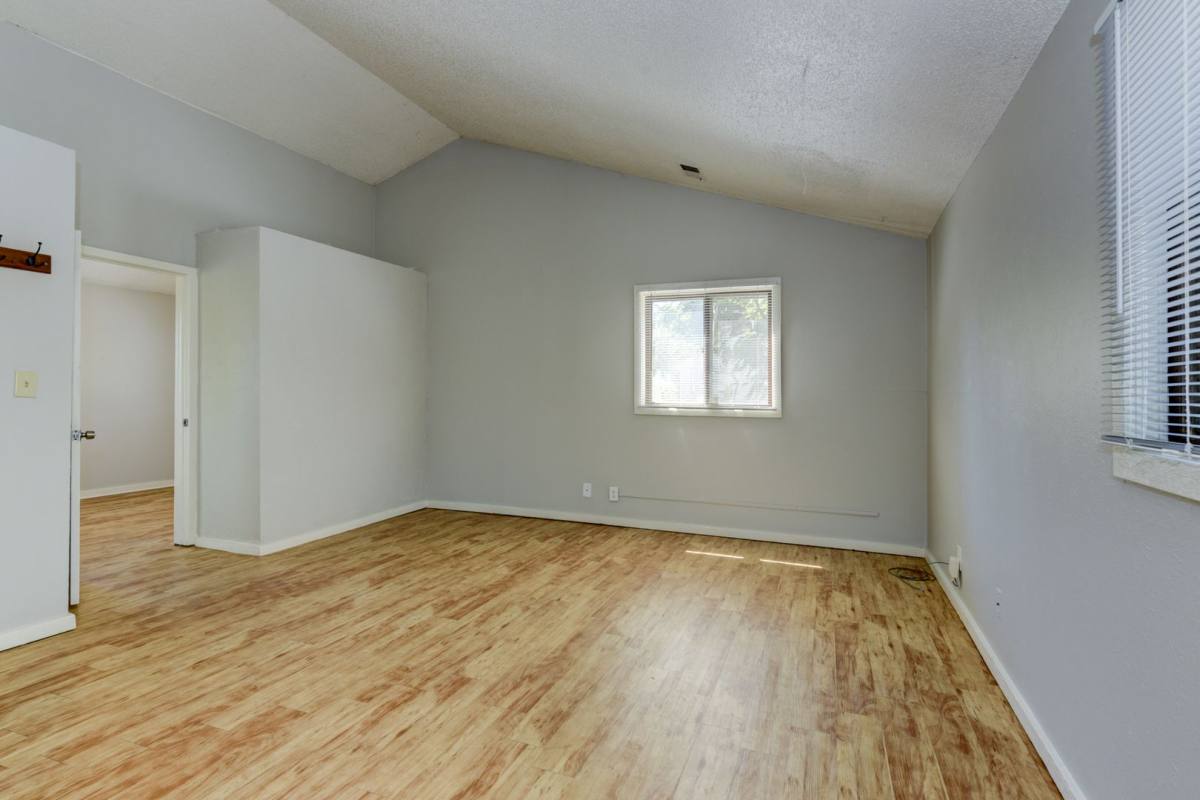Apartment for rent at 840 N St, Boulder, CO 80302