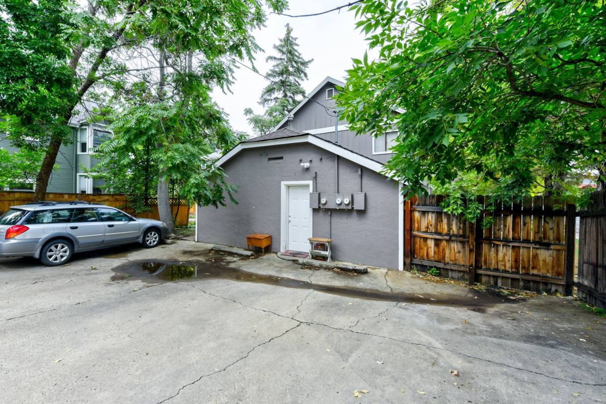 Apartment for rent at 840 N St, Boulder, CO 80302