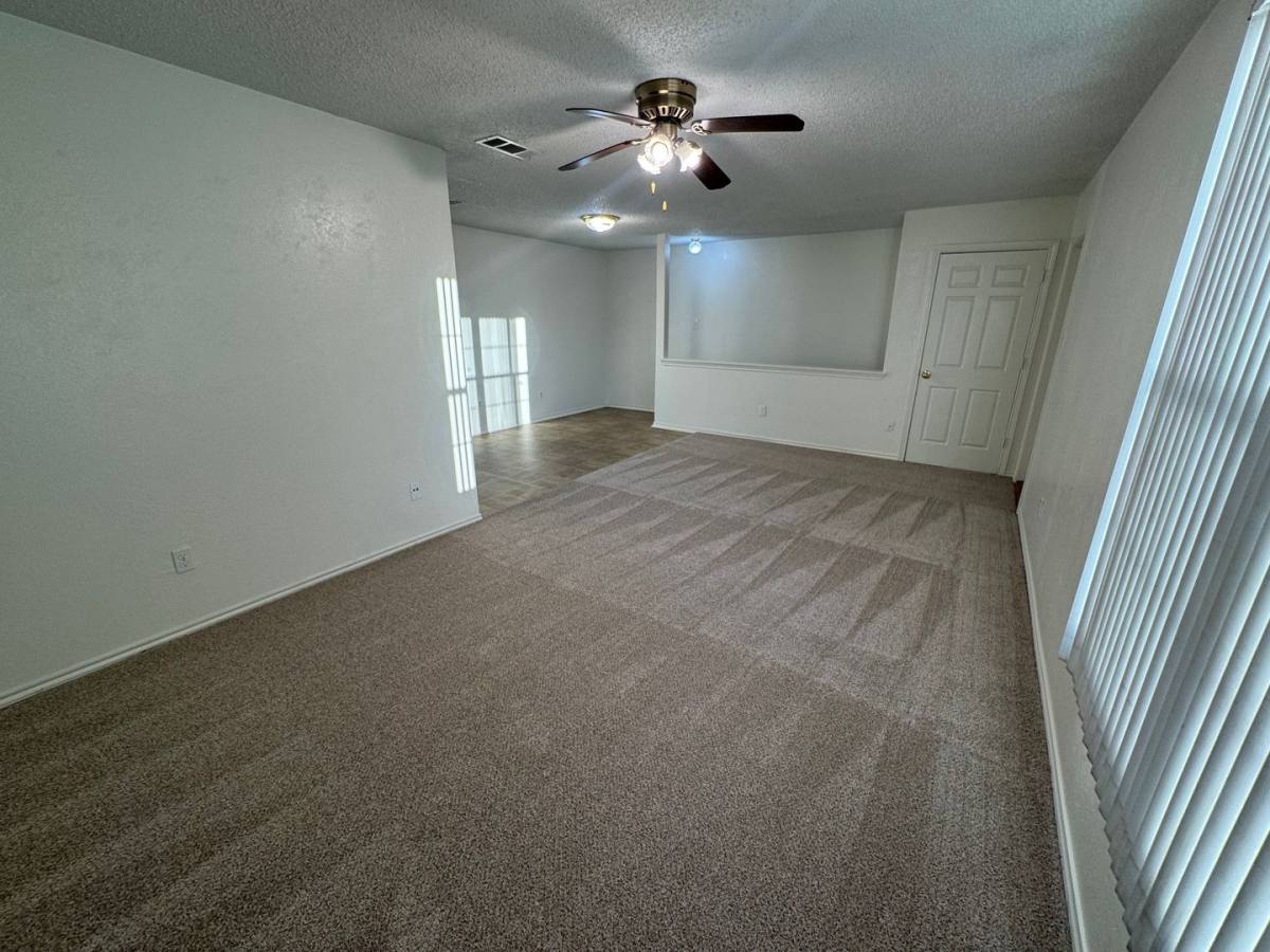 Apartment for rent at 801 SE 4th St, Grand Prairie, TX 75052