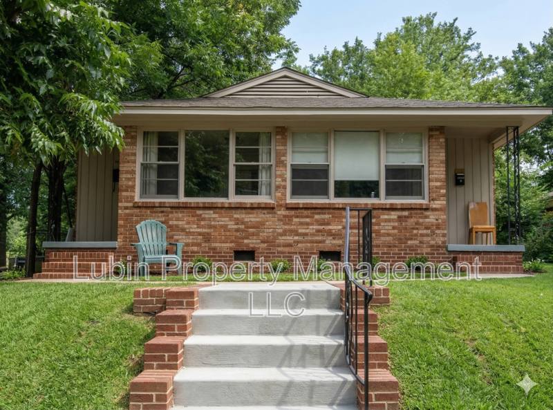 Apartment for rent at 2468 Yale Ave, Memphis, TN 38112