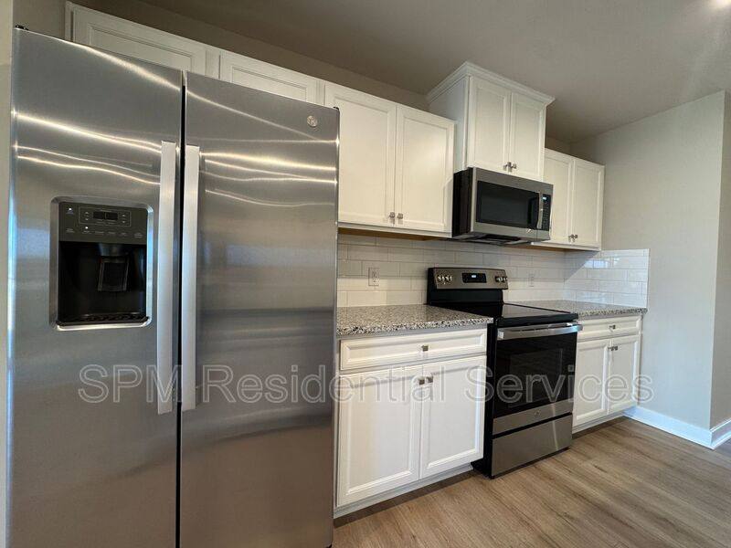 Townhouse for rent at 1539 Pine Log Trail NE, Bolivia, NC 28422