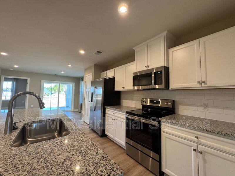 Townhouse for rent at 1539 Pine Log Trail NE, Bolivia, NC 28422