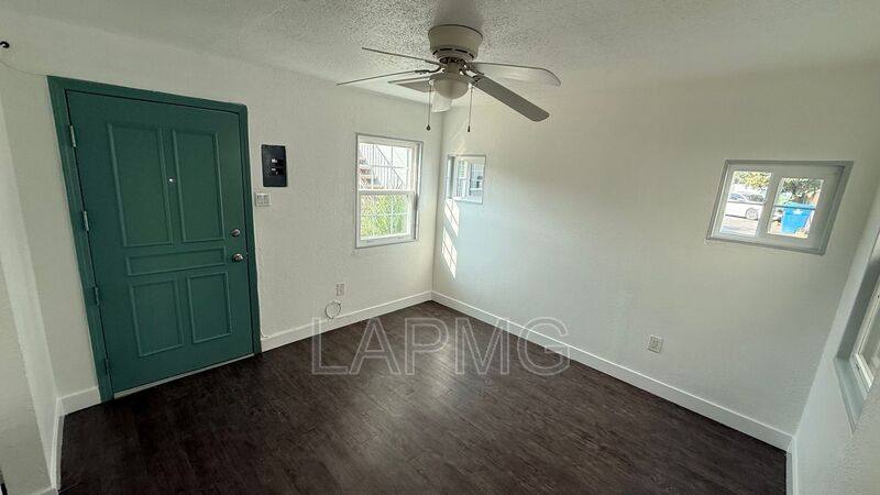 House for rent at 4014 W 102nd St, Inglewood, CA 90304