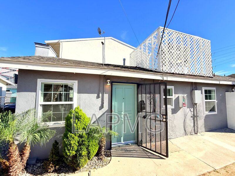 House for rent at 4014 W 102nd St, Inglewood, CA 90304