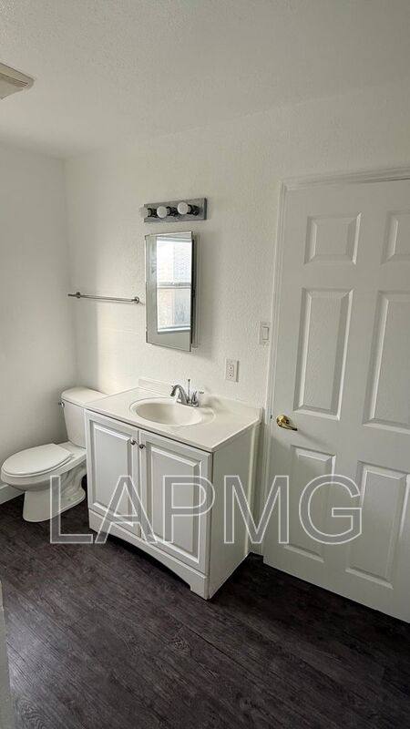 House for rent at 4014 W 102nd St, Inglewood, CA 90304