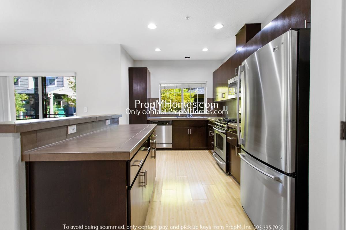 House for rent at 610 NE Garswood Lane, Beaverton, OR 97006