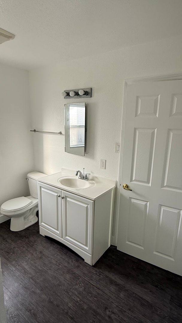 Apartment for rent at 4014-4020 W 102nd St, Inglewood, CA 90304