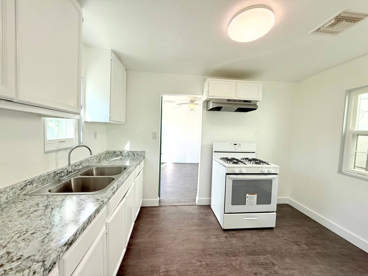 Apartment for rent at 4014-4020 W 102nd St, Inglewood, CA 90304