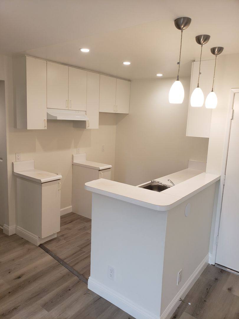 Apartment for rent at 501-509 Pacific St, Santa Monica, CA 90405