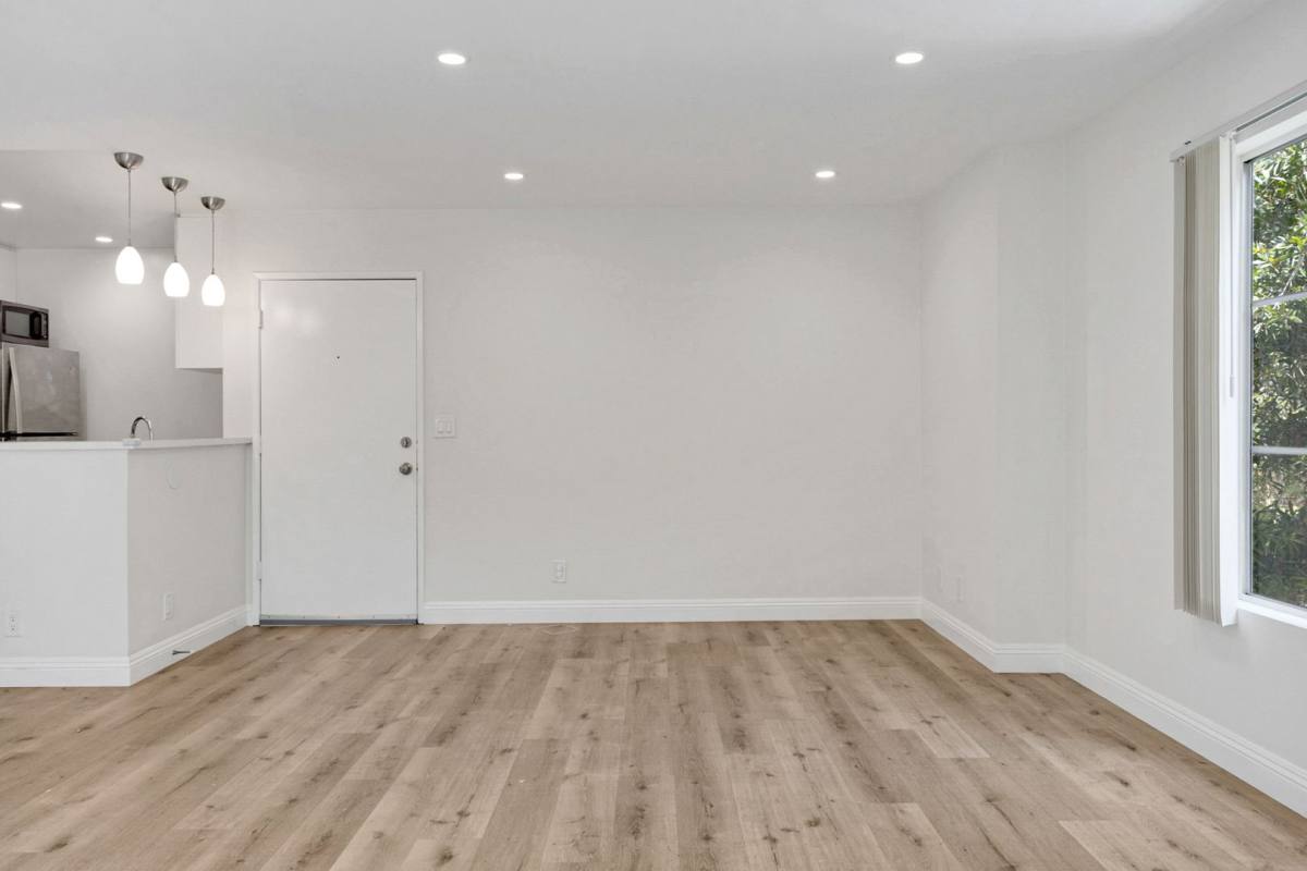 Apartment for rent at 501-509 Pacific St, Santa Monica, CA 90405