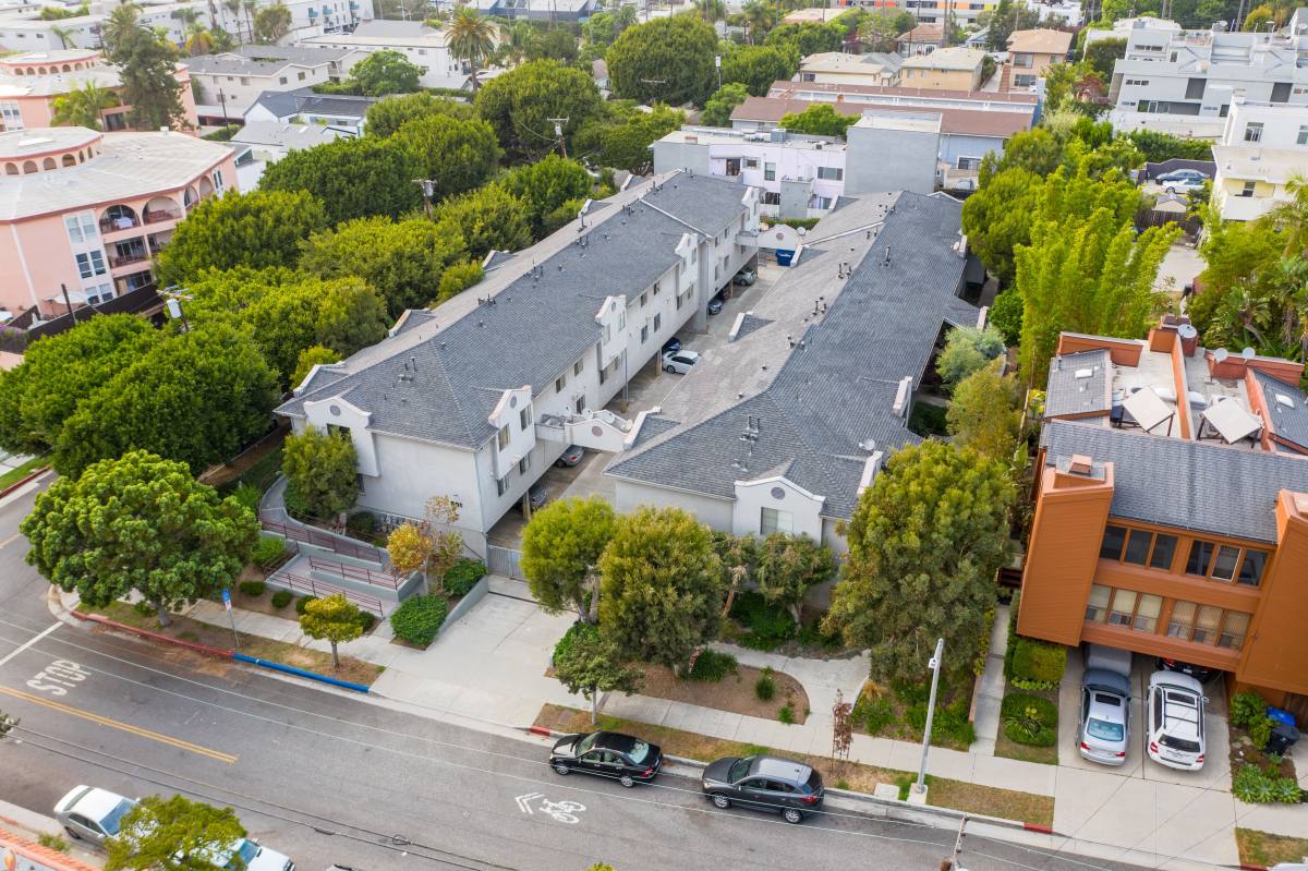 Apartment for rent at 501-509 Pacific St, Santa Monica, CA 90405