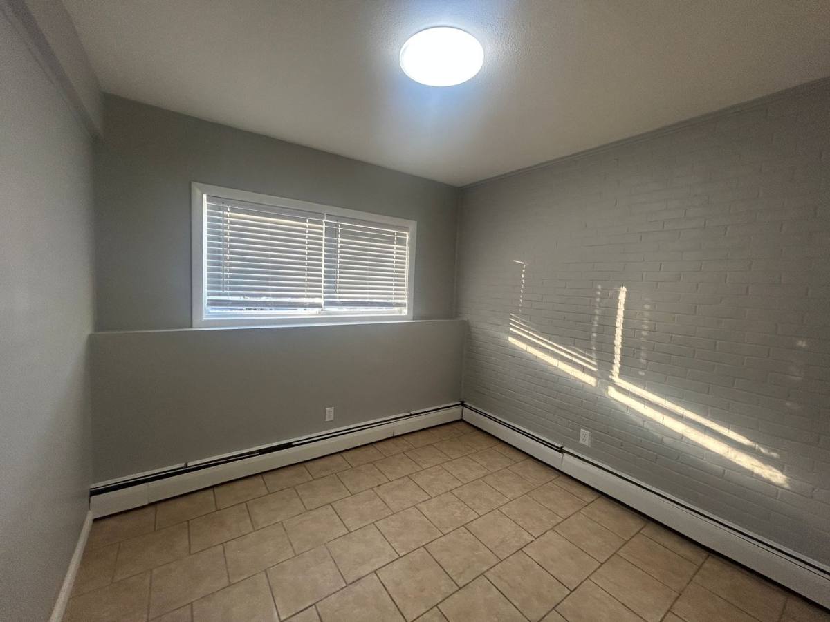 Apartment for rent at 75 Hillside Ave, Middletown, CT 06457