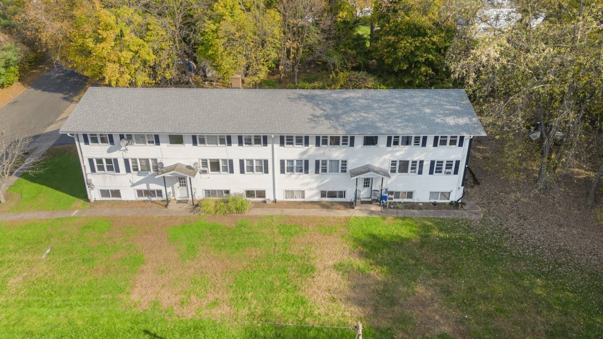 Apartment for rent at 75 Hillside Ave, Middletown, CT 06457