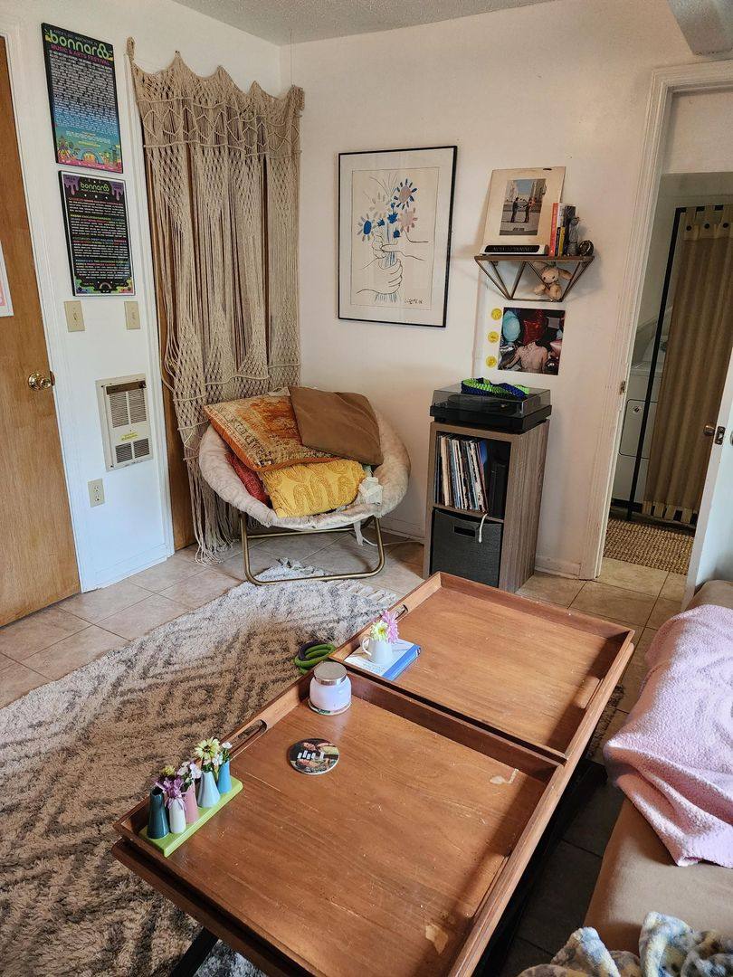 Apartment for rent at 322 Sumter St, Charleston, SC 29403
