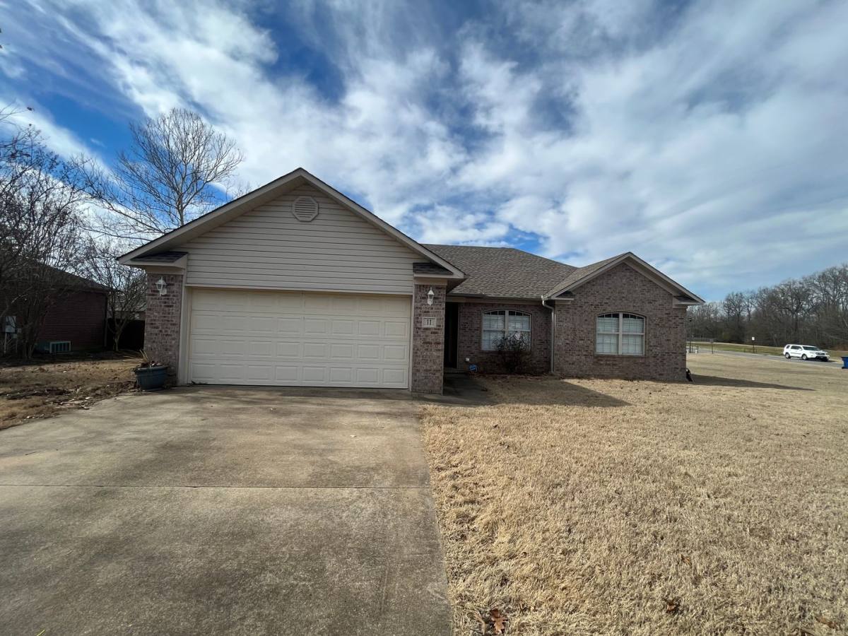House for rent at 11 Stonewood Dr, Cabot, AR 72023