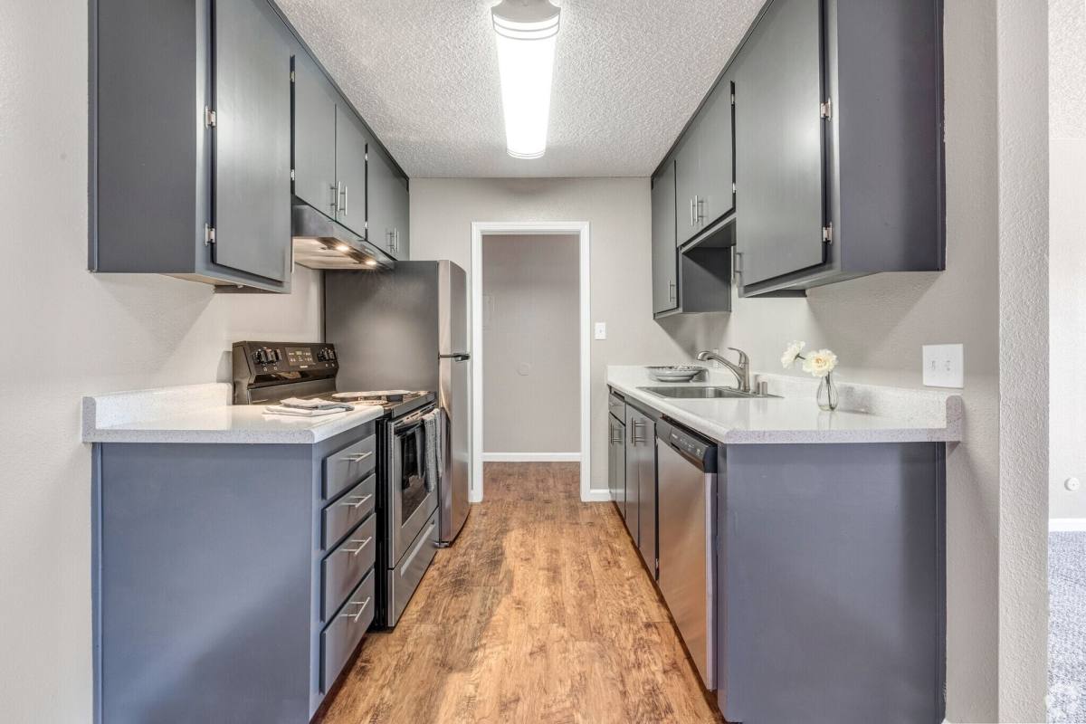 Apartment for rent at 1712 Carver Rd, Modesto, CA 95350