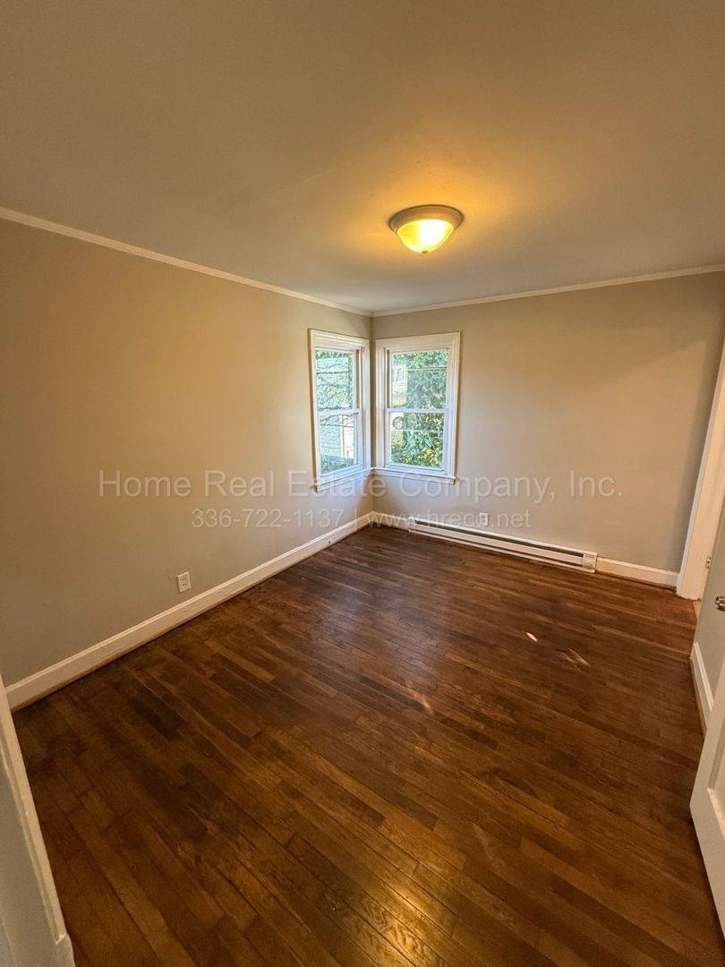 Apartment for rent at 422 Gregory St, Winston Salem, NC 27101