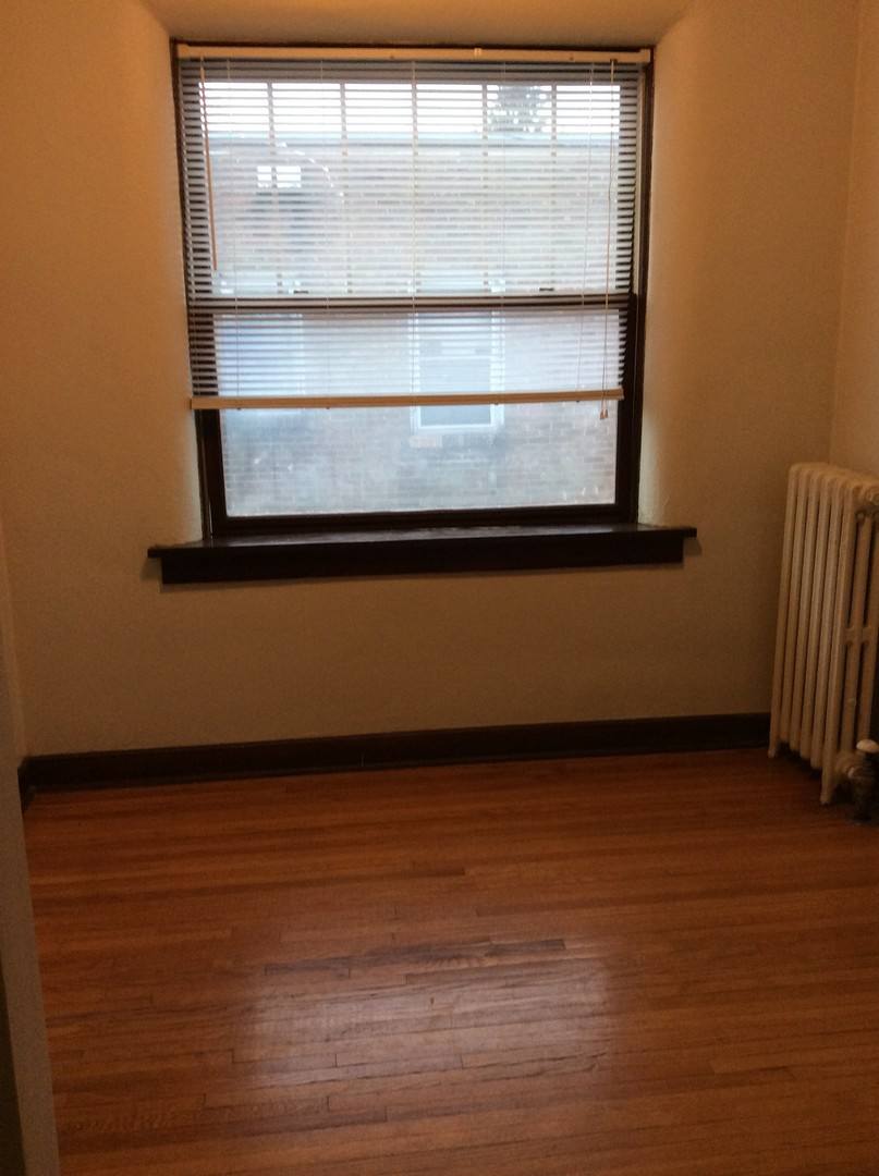 Apartment for rent at 1642 Charles Ave, Saint Paul, MN 55104