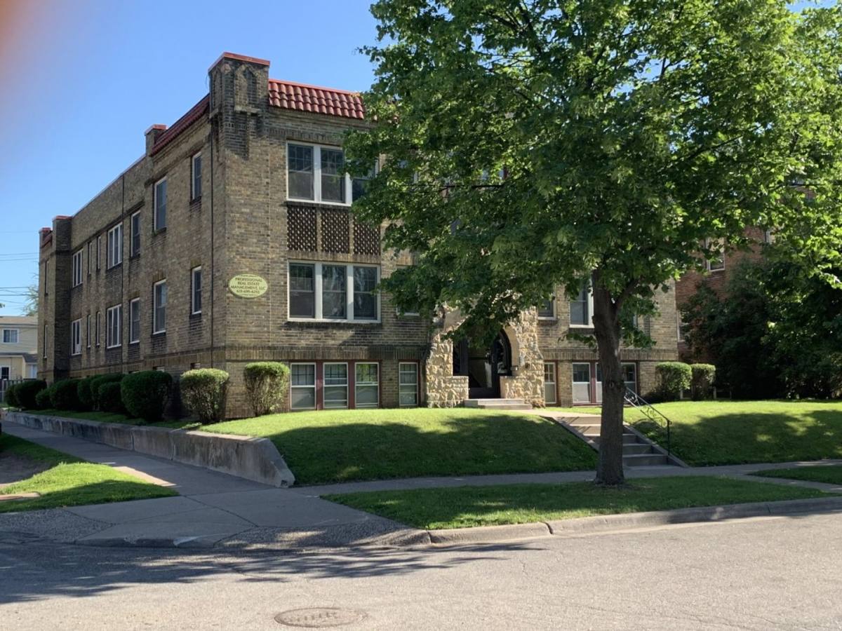 Apartment for rent at 1642 Charles Ave, Saint Paul, MN 55104