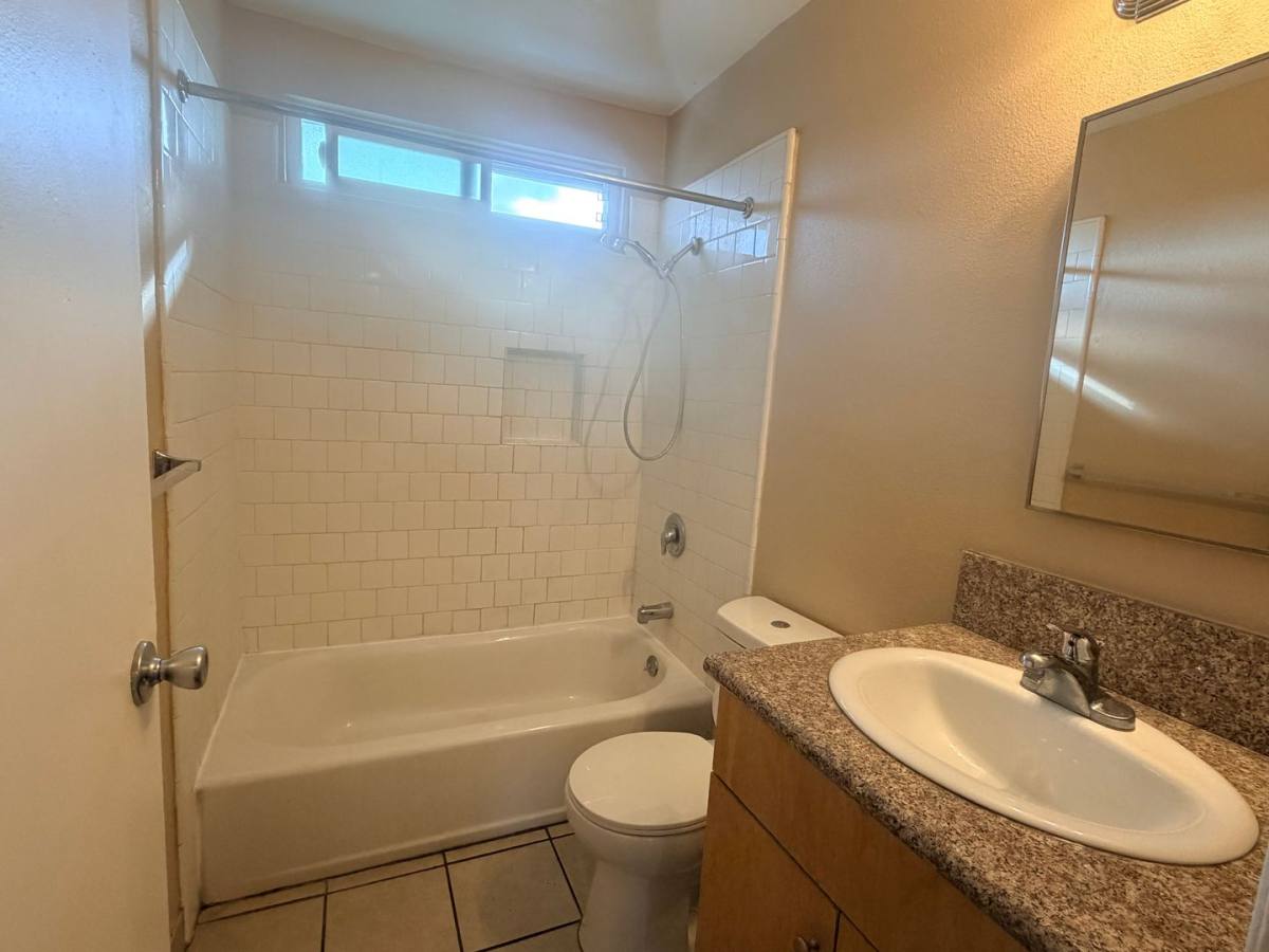 Apartment for rent at 410 - 436 Ca-202, Tehachapi, CA 93561