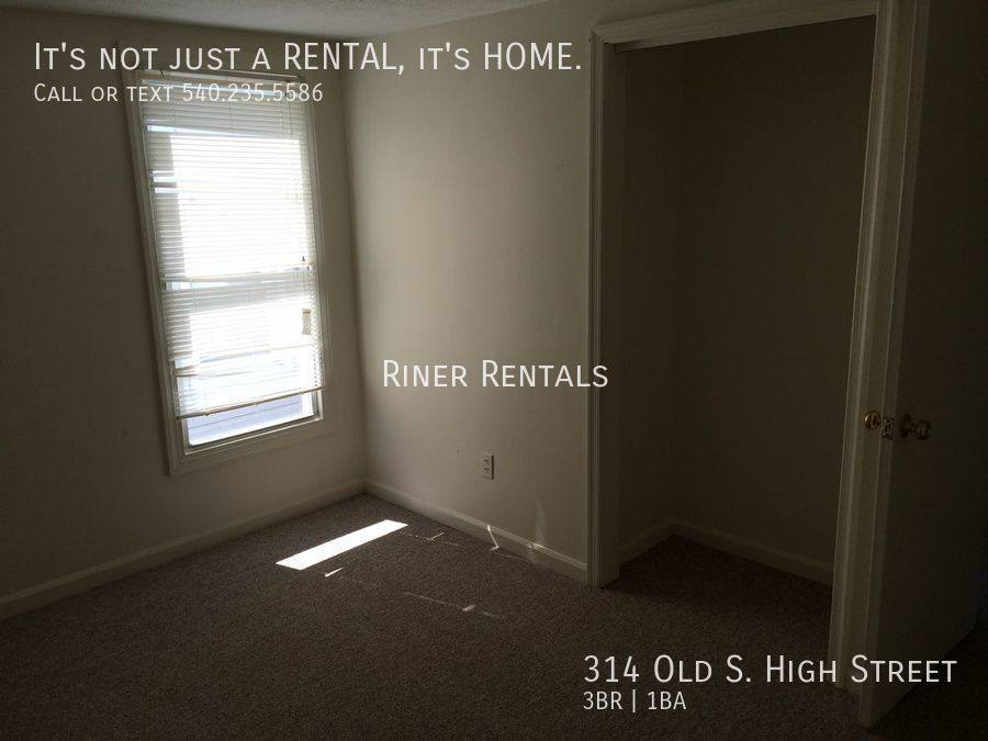 Apartment for rent at 314 Old S High St, Harrisonburg, VA 22801