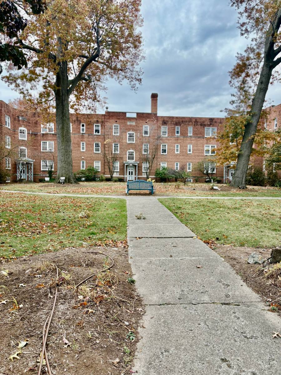 Apartment for rent at 12511 Clifton Blvd, Lakewood, OH 44107