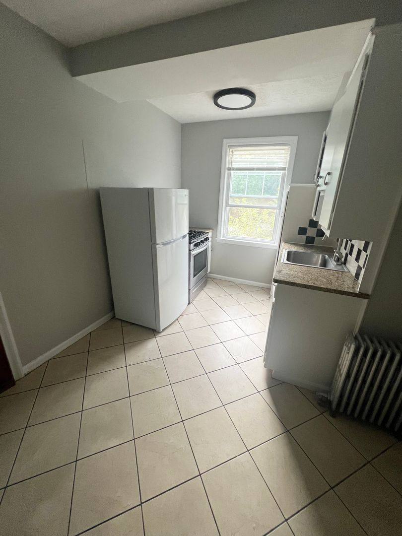 Apartment for rent at 12511 Clifton Blvd, Lakewood, OH 44107
