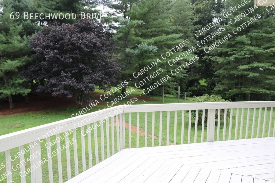 House for rent at 69 Beechwood Dr, Horse Shoe, NC 28742