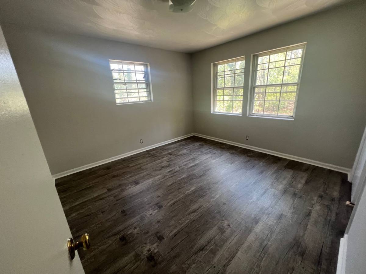 Apartment for rent at 934 Floyd Ave SW, Roanoke, VA 24015