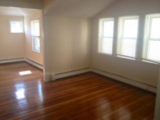 House for rent at 818 Main St #6, Melrose, MA 02176
