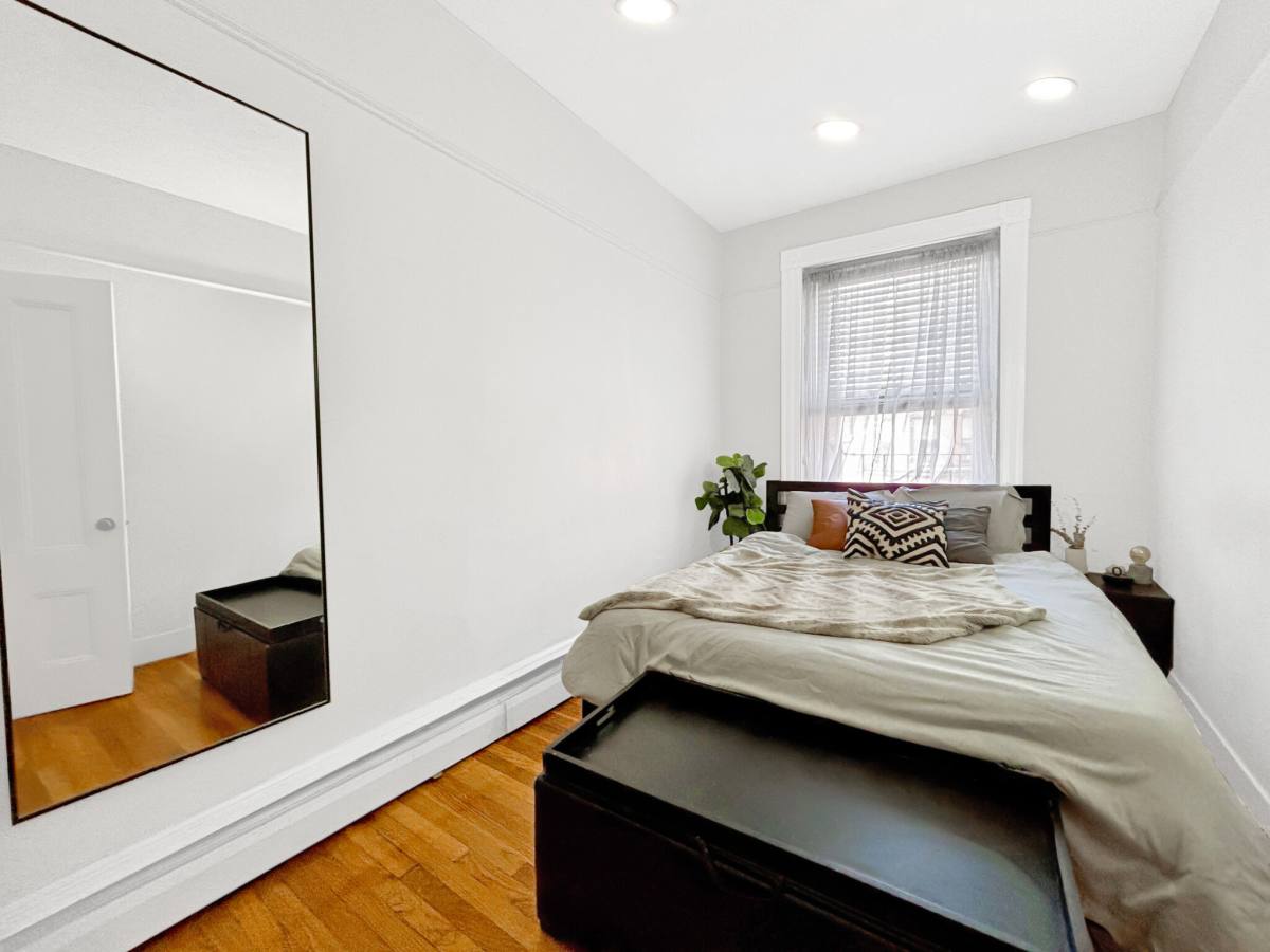 Apartment for rent at 426 Marlborough St #5, Boston, MA 02115