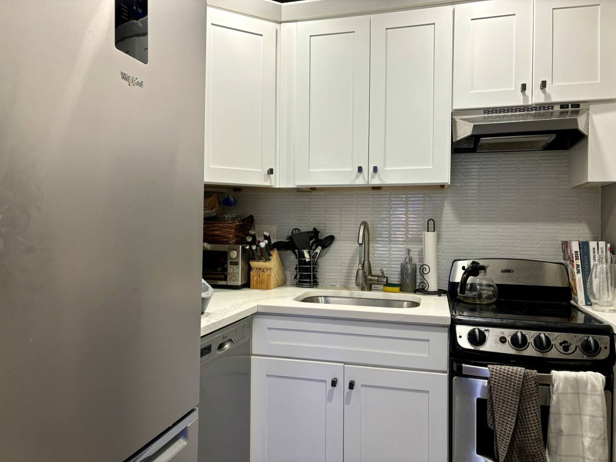 Apartment for rent at 426 Marlborough St #5, Boston, MA 02115