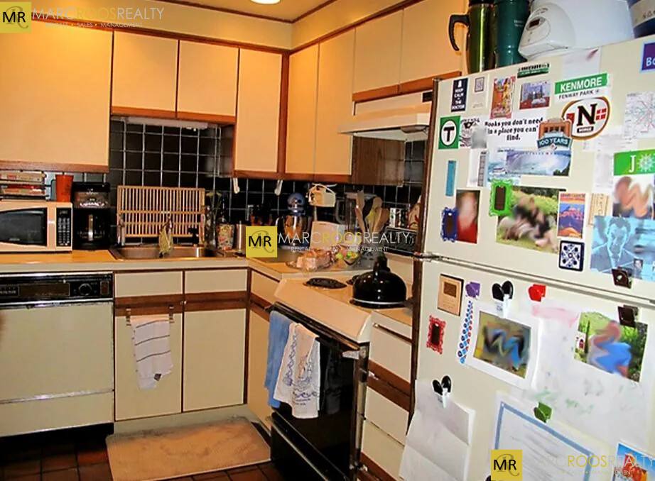 Condo for rent at 102 Gainsborough St #302E, Boston, MA 02115