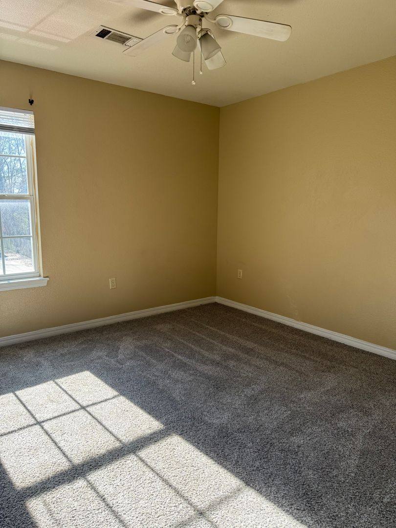 Apartment for rent at 1500 Dallas, Fort Smith, AR 72901