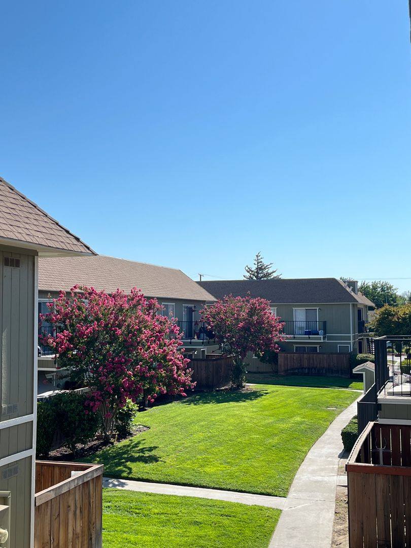 Apartment for rent at 1749 Richland Ave, Ceres, CA 95307
