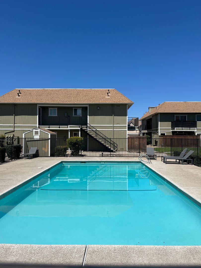 Apartment for rent at 1749 Richland Ave, Ceres, CA 95307