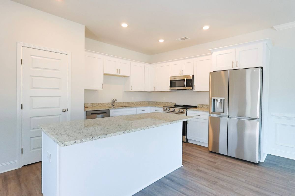 Townhouse for rent at 570 Governor Treutlen Circle, Pooler, GA 31322