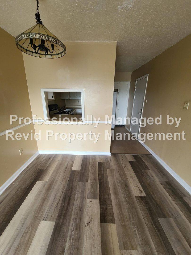 Apartment for rent at 147 Stonewall St, Memphis, TN 38104
