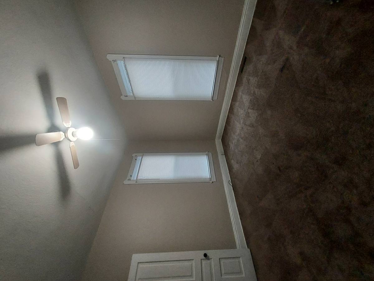 Apartment for rent at 512 Kibler Ave, Newark, OH 43055