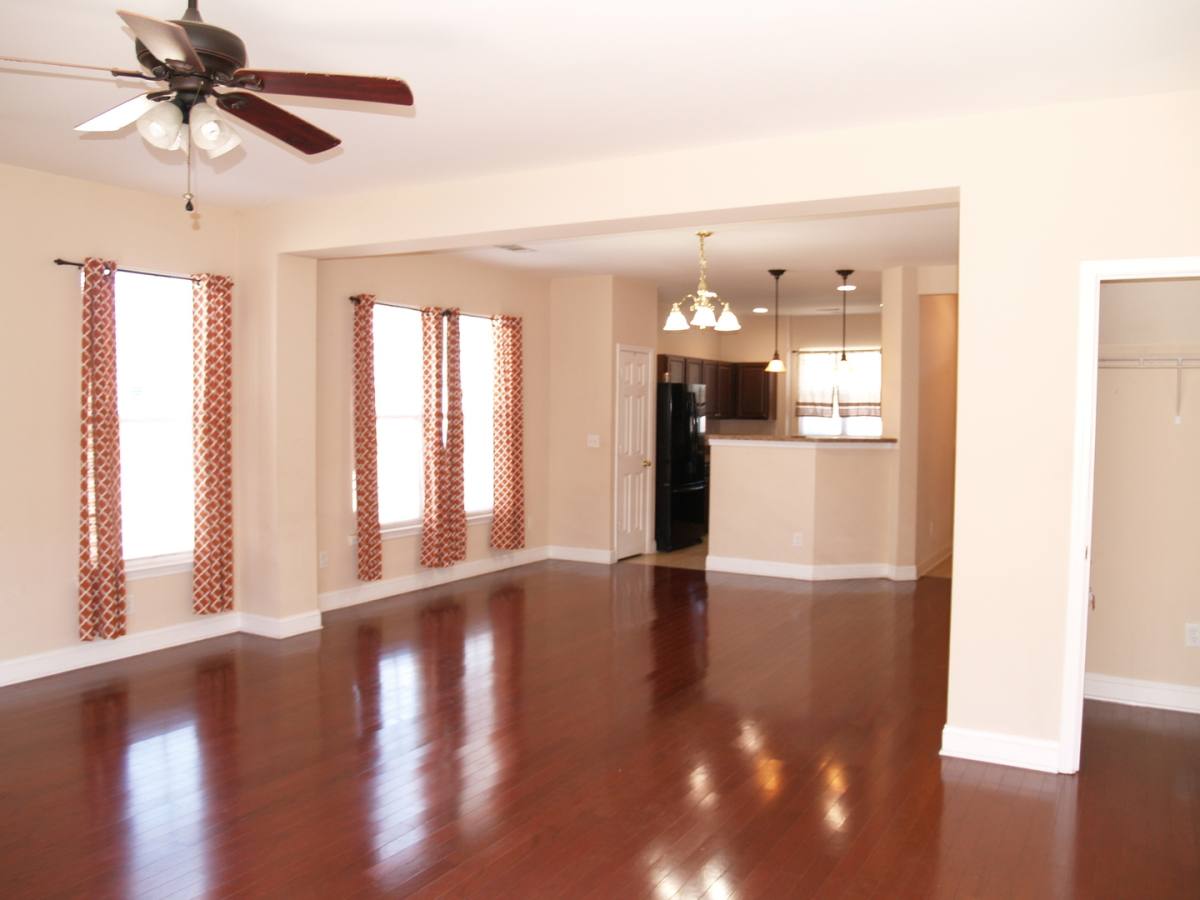 Townhouse for rent at 142 Silverspring Place, Mooresville, NC 28117