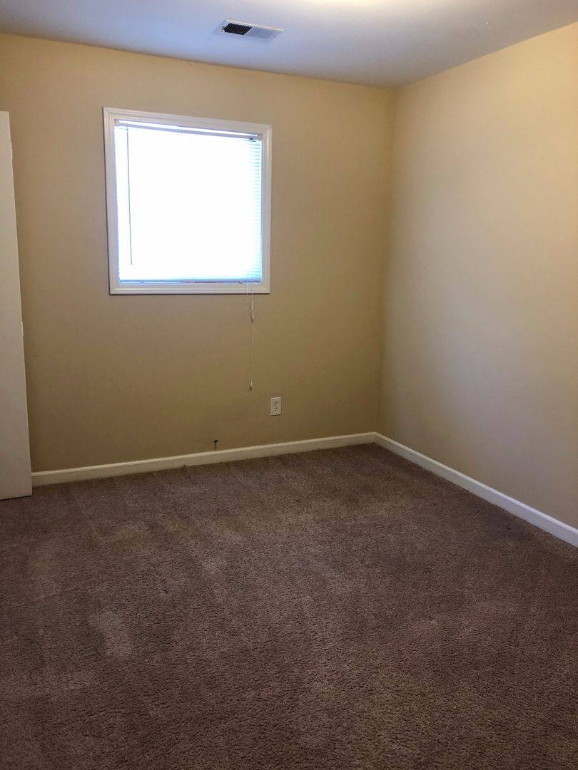 Condo for rent at 812 Creekside Dr, Clemson, SC 29631