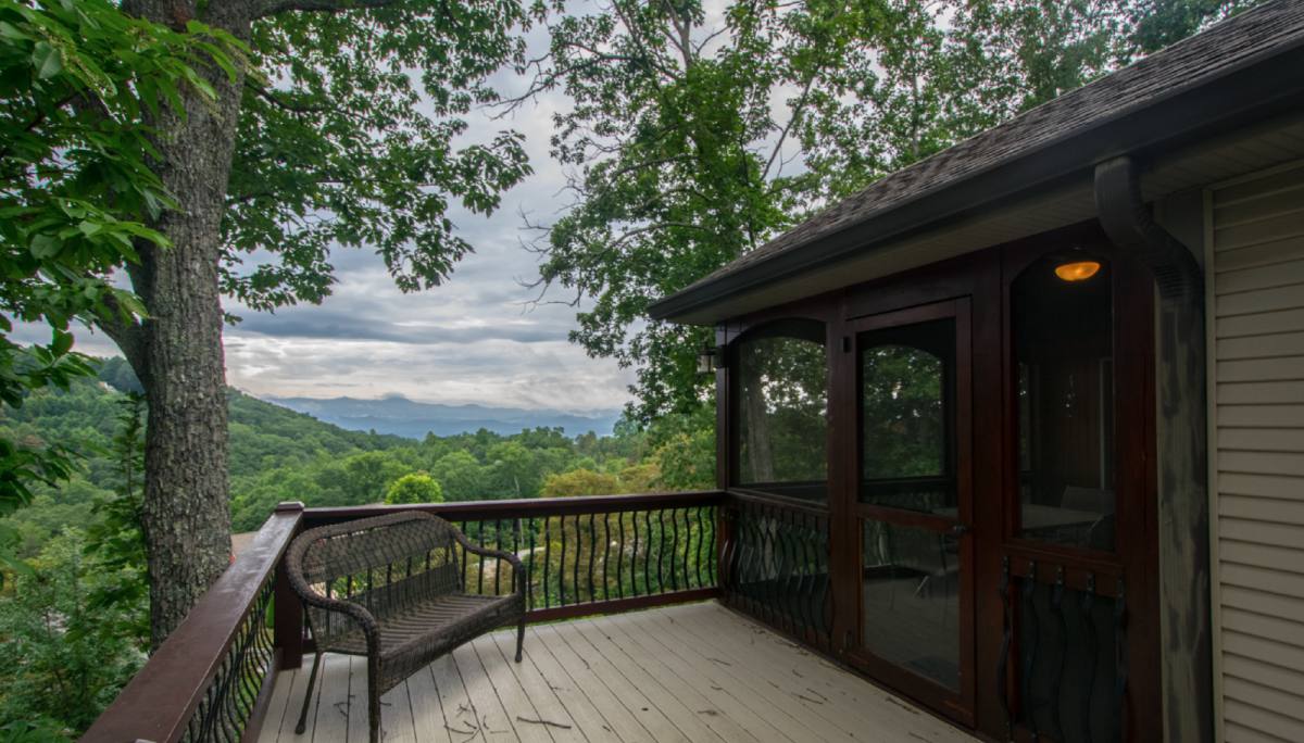 House for rent at 108 Jenny Lind Dr, Hendersonville, NC 28791