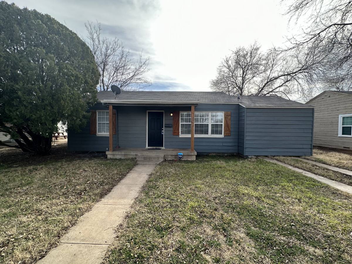House for rent at 2513 29th St, Lubbock, TX 79413