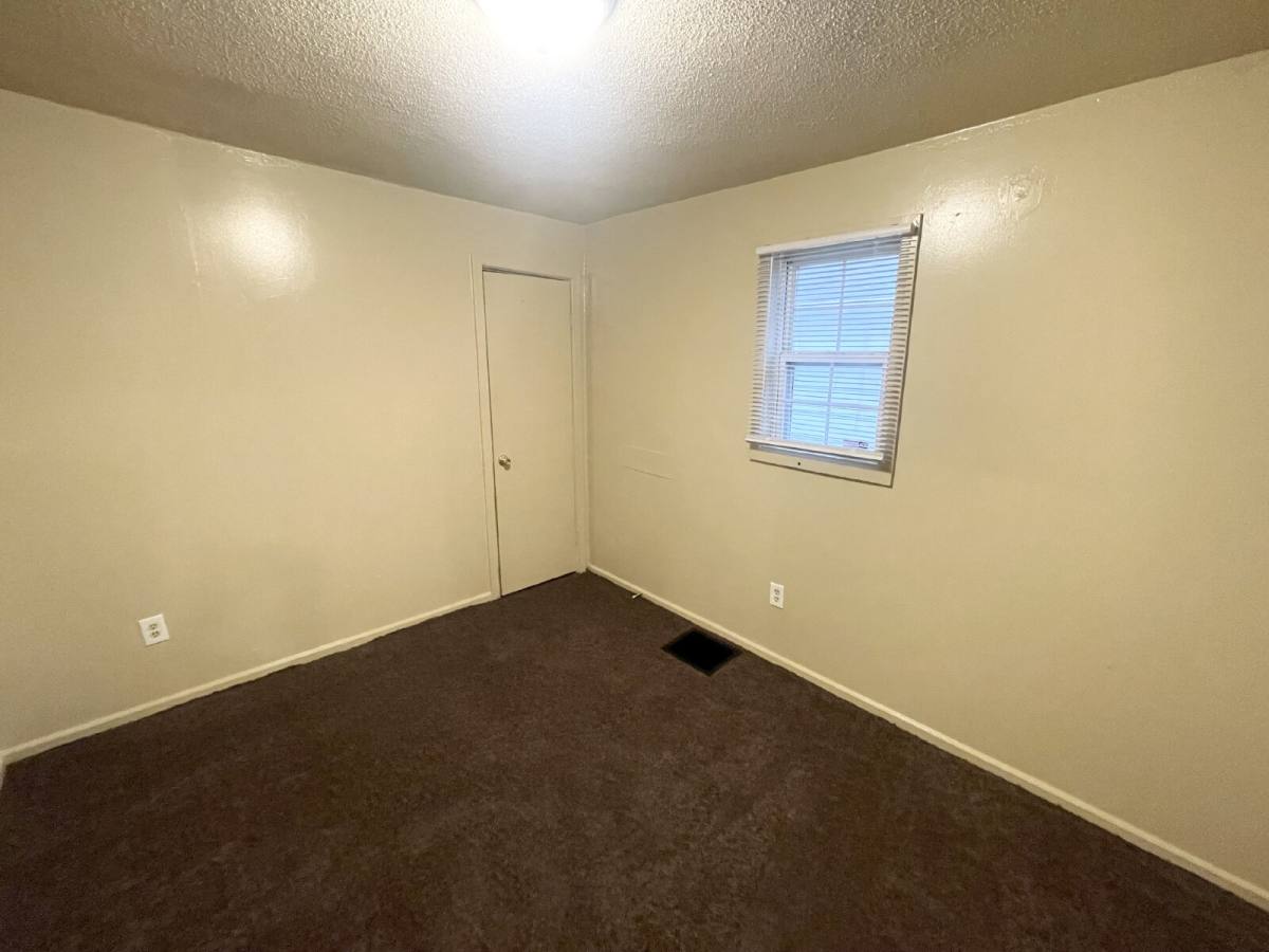 House for rent at 2228 Arrow Ave, Anderson, IN 46016
